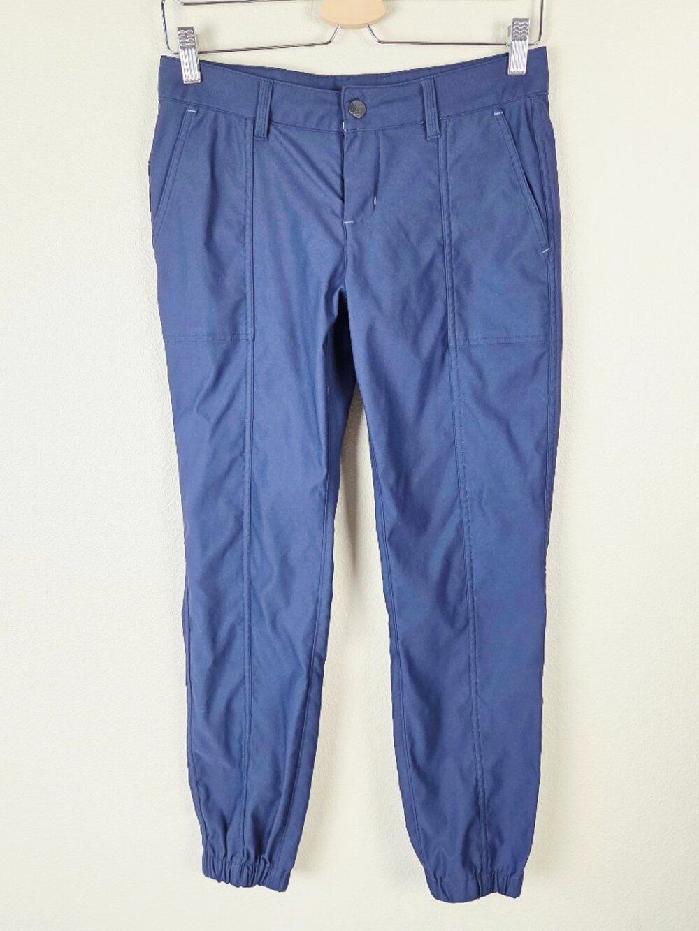 Stio Coburn Hiking Pant Jogger Size 4 Navy Blue Womens Outdoor Style 1340 Nylon